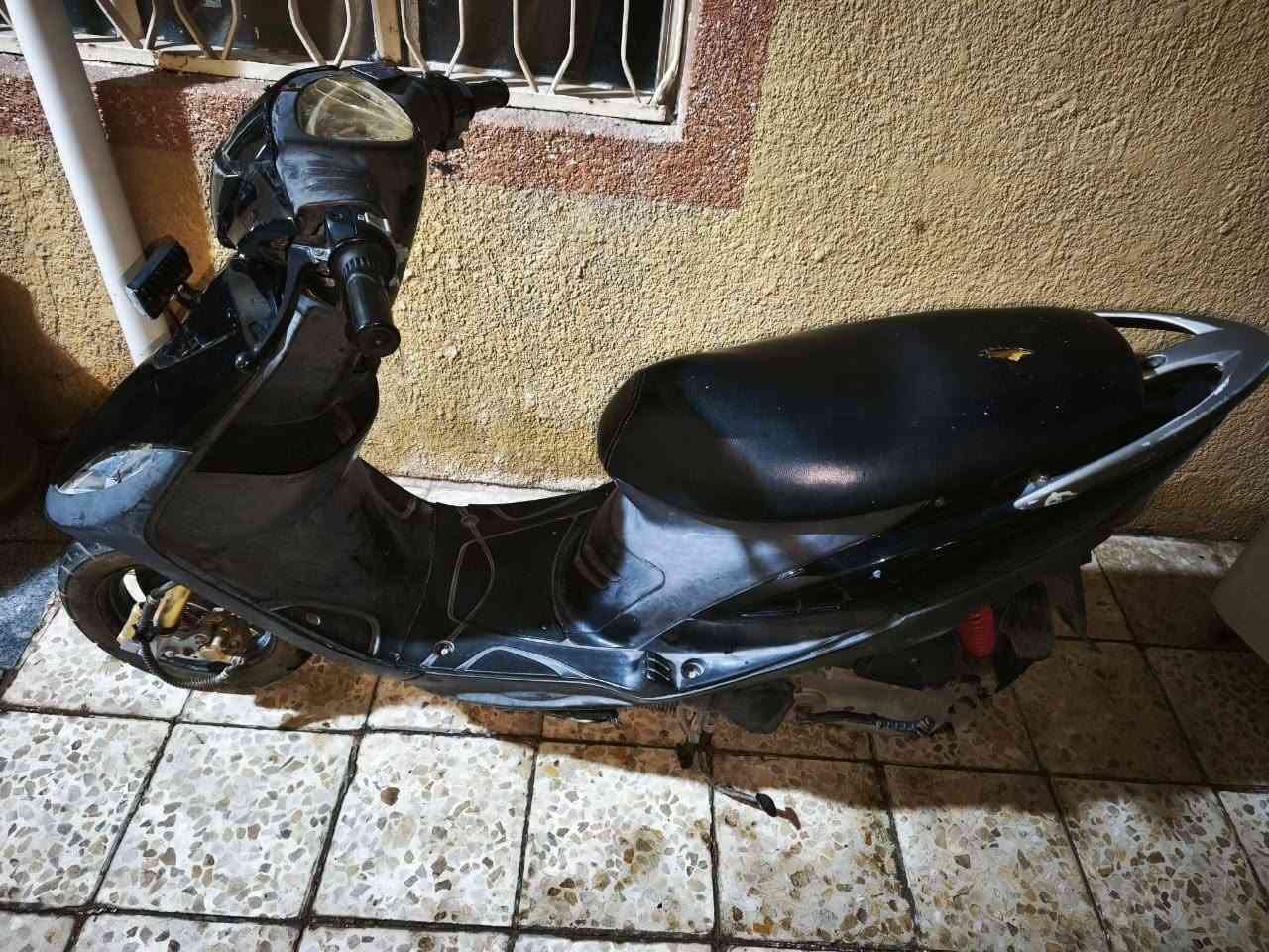 سلام عليكم عدله للبيع مجفته مره وحده مكينه خير من الله شلعه ومعدل دهن احسن نوع بيها تزويد بسيط سبب البيع محتاج مكان مناذره سعر ٤٥٠(مكلف بالنشر)


**إذا كنت صاحب هذا الإعلان وتريد حذفه لأي سبب، رجاءا أرسل رسالة إلى الدعم الفني**