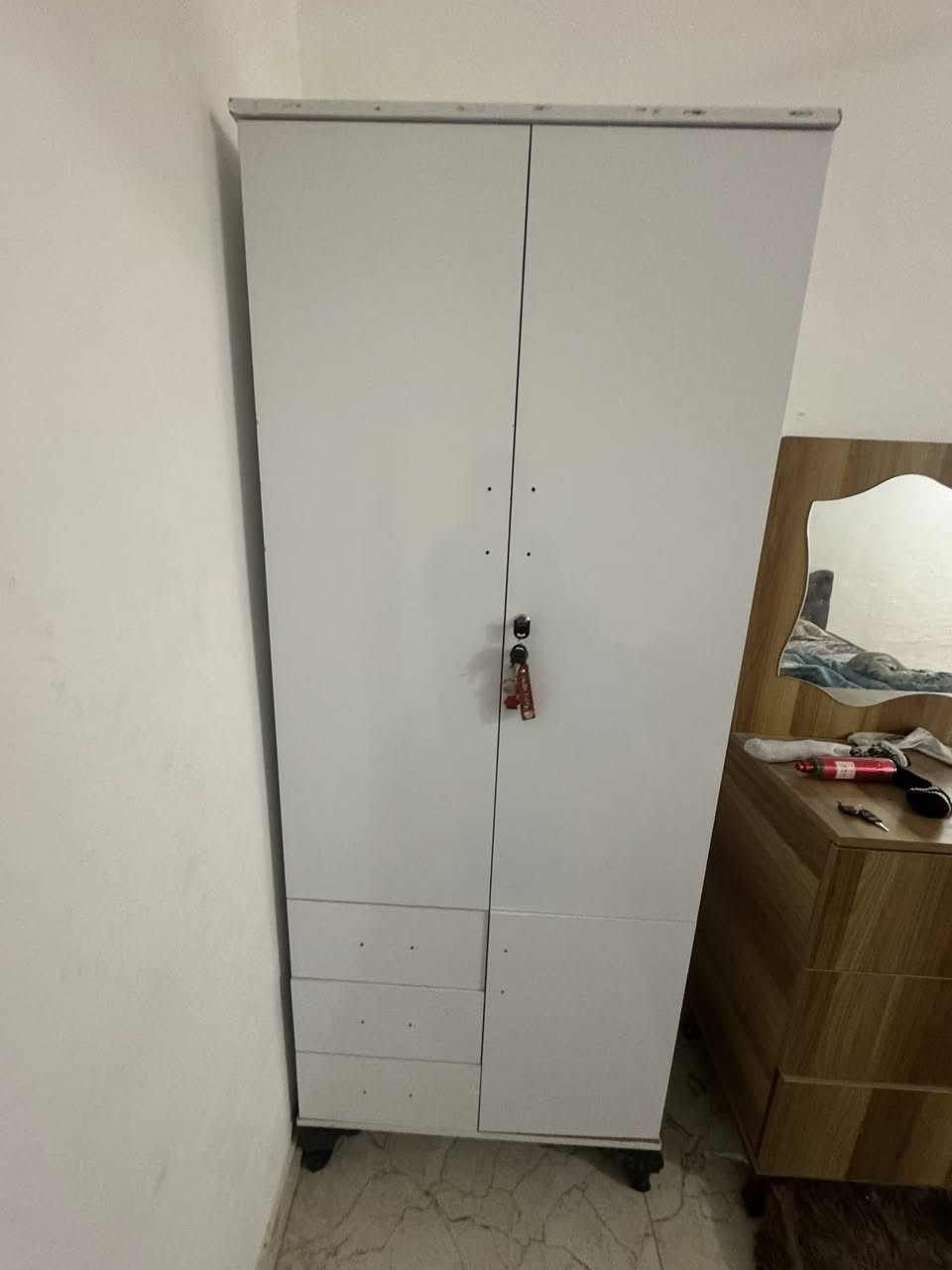 مساء الخير
كنتور للبيع جديد وحتى ما صار شهر من استعملته وباقيه نفس ماهو وحتى اليدات ما مركبتهن للان 
السعر ١٥٠ وبيه مجال


**إذا كنت صاحب هذا الإعلان وتريد حذفه لأي سبب، رجاءا أرسل رسالة إلى الدعم الفني**