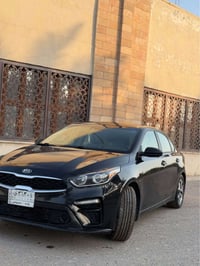 كيا فورتي • ٩٨٢١٠ كم • رادار امامي