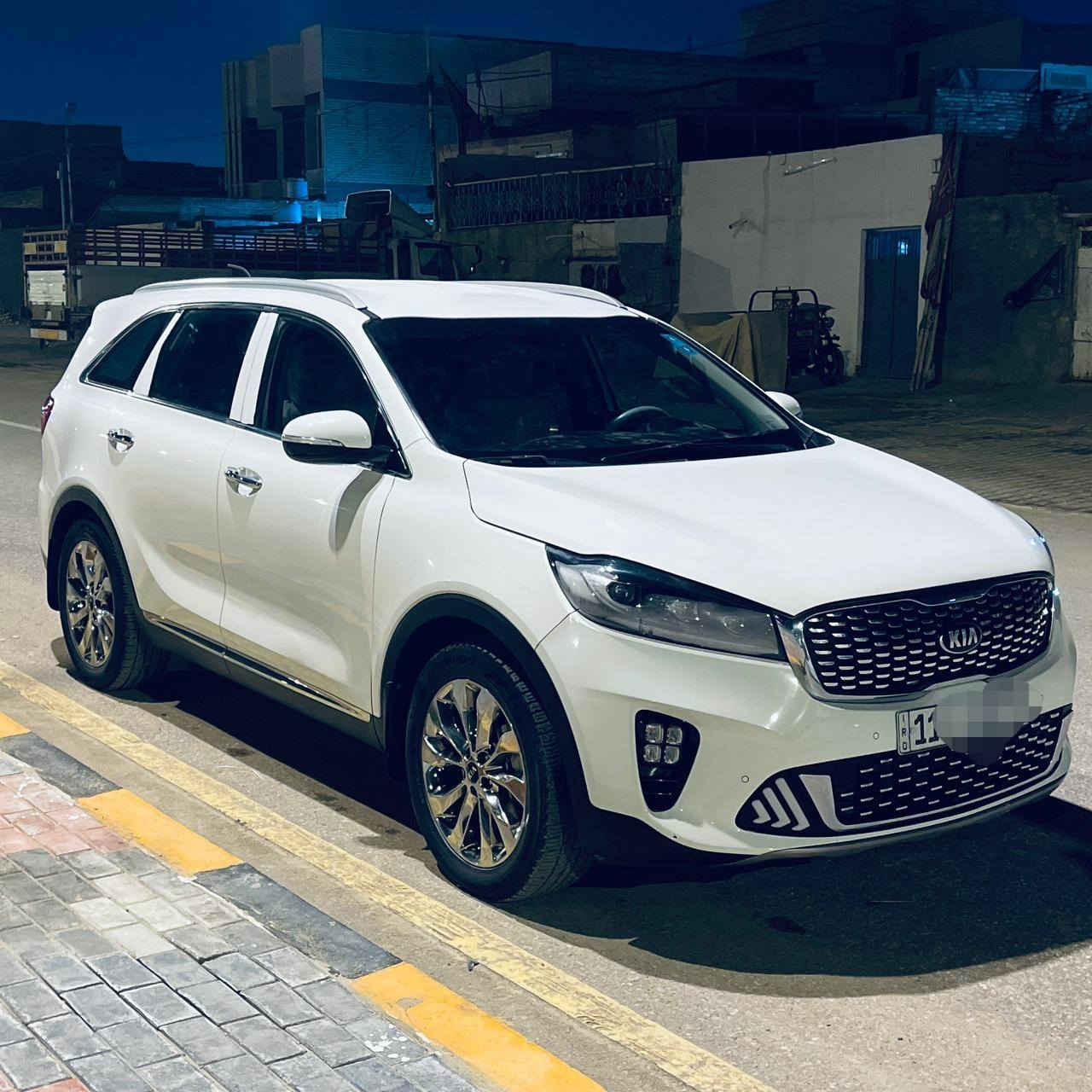 سلام عليكم سورنتو موديل 19شكل20سياره للبيع تجي وتشوفه وبسمي
مكينه 6سلندر 
كير 8نمر ثلاث قطع تبريد 
حساسات امامي خلفي شاشه كبيره مواصفات سورنتو سياره خير من الله تجي شوفه وبيك خير وتدلل مكاني نجف رايده240
الشراي يتصل ويجي يشوفه ويقتنع 
ملاحضه بيه باردات ثنين كلش حك اربع اصابع وخشم البنيد كرت 
واي ستفسار ***********
