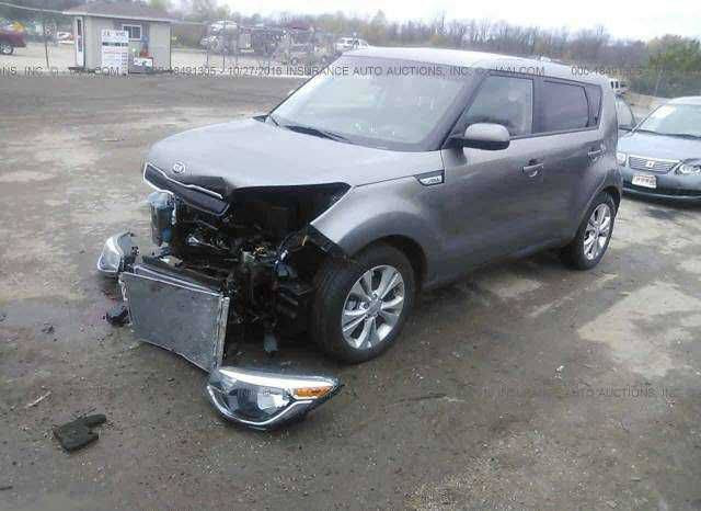 السلام عليكم
السعر ١٠٢ 

صول 2015 امريكي مكينه ٢٠٠٠ رقم بغداد تحويل مباشر  حادث مرفق مع الصور مابيهه خلاص حادث بدون ايرباك السيارة بجم كبس حداديه تخم تاير تبريد صدر جاهزه وجديده كلش السيارة بيههه قطعتين كلير فقط من امريكا بدون حادث السياره دمام خلفي تحكم ستيرن كامره حساس  ماكو هيج اسعار وبالعافيه ع لصيًر من نصيبه 
مكاني بابل 
فقط الشراي يتصل رجاءً اخوان بس بيع بدون مراوس 
***********
