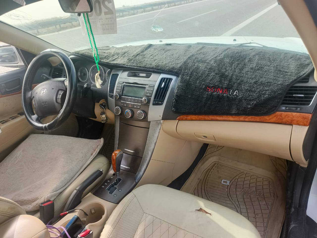 سلام عليكم  سوناته البيع 2009/وارد امريكي المكينه6سندر فول مواصفات السياره جهازه من ايشي  المكان السياره ابغداد ابو غريب  السعر  115 وبيه مجال / الرقم /***********
