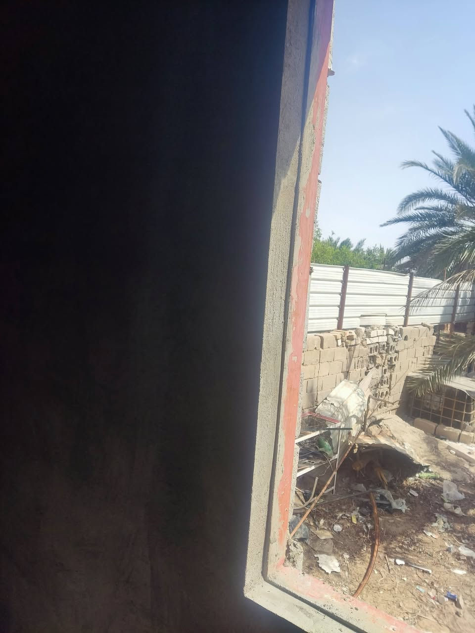 سلام عليكم خلفه بناء ولبخ ونثر مقطوعه او يوميه شغل درجه اولى موقع العمل ابي الخصيب للاتصال ***********
