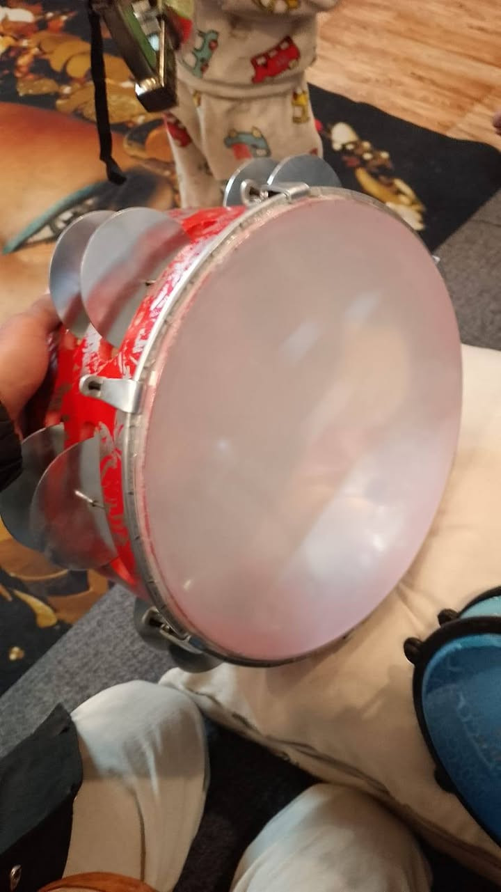 اسلام عليكم من رخصت صاحب الاكروب عندي هذن جدد ممستخدمات ابد جبتهم وضميتهم مفارغلهن ولا اعرفلهن الئالات للبيع شلعه وحده او تك للتواصل ***********
