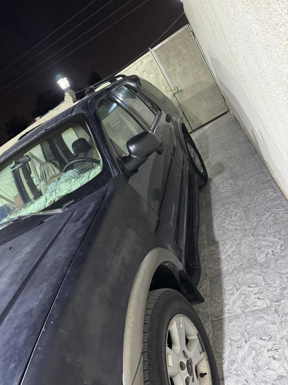فورد اكسبلور موديل 2002 سياره حلوه اصولي سنويه لل ٢٨   كير محرك كفاله شكل تاهو سعر ٤٠ بي مجال ***********
