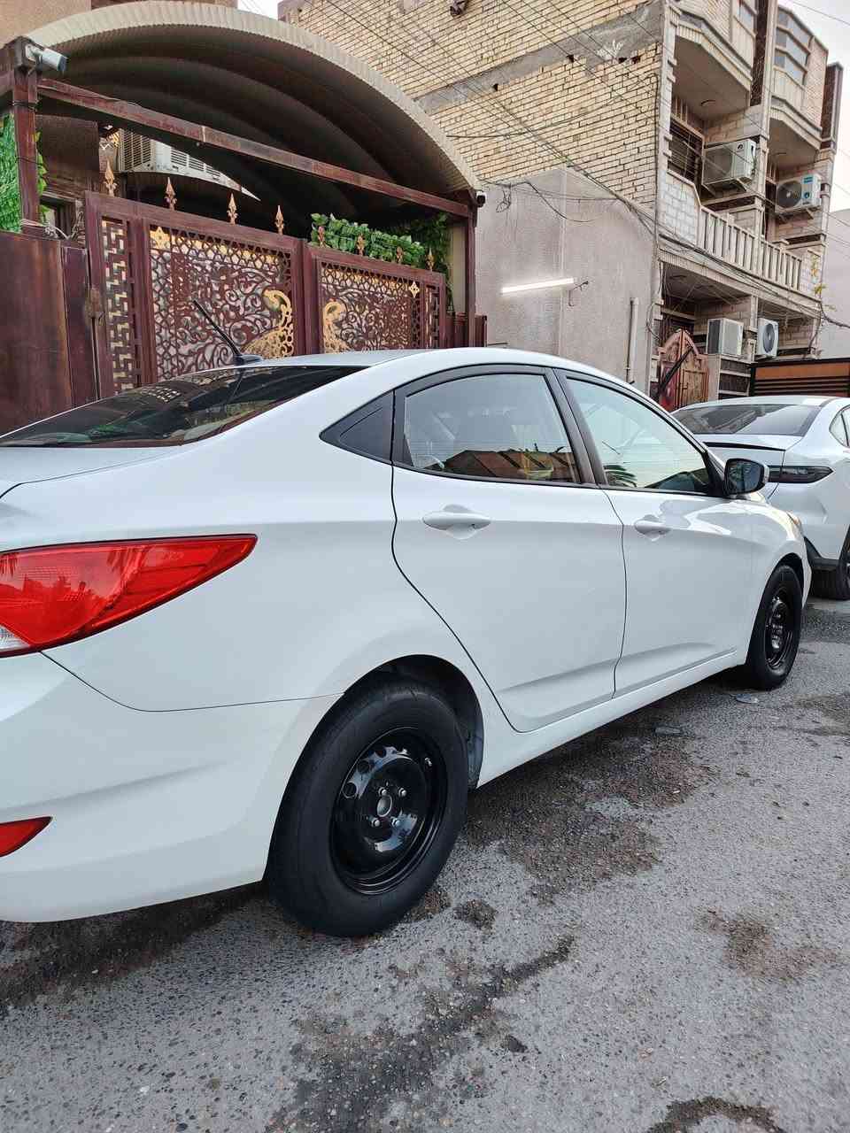 موديل 16 امريكي حادث جاملغ وبنيد مال امريكا بالعراق بيها بارد بين الجاملغ والباب خلف الصدر سيارة حلوة حدادية جديده تخم تاير جديد
سعر 95 وبيها مجال / *********** متوفر وتساب
