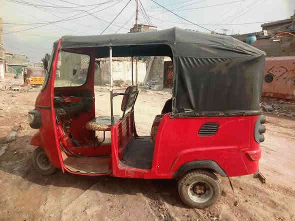 تكتك بياجو للبيع مديل ٢٠١٨
تكتك مكينة خير من الله تكتك 
كشرهه نضيف شوفت عينك 
المكان بغداد مدينة الصدر حي اور ام الكبر و الغزلان 
لل استفسار اتصال علة الرقم غير متواجد في واتساب 
*********** 
السعر مليون و تلثمية الف وبيها مجال
