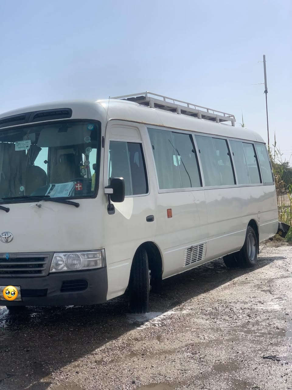 ‏سلام عليكم سيارة كوستر 2015 قير أكشن محرك كفالة تخم تاير لو شم فول مبدلة قبق هي وخططها￼ ب العنوان بصره دي ***********￼دون خط عادي هي والخط بثلاثة بدون خط 280 ￼
