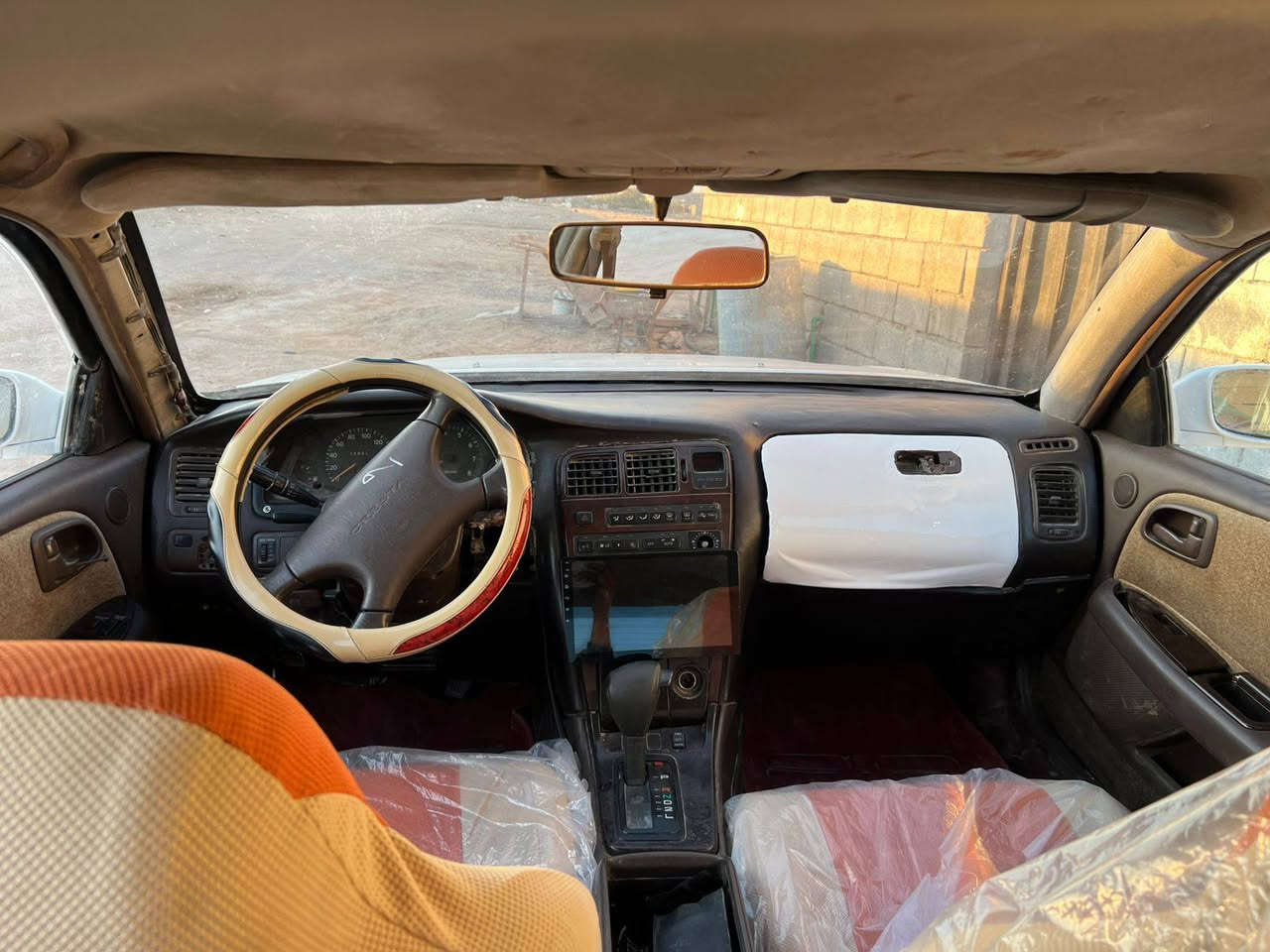 سلام عليكم سياره للبيع نوع كرسته نفخ سياره نقل جثه  وحدادي وكهربايات كله كامله مكفوله من الكصه ولضربه ولقرامات وراعيه شرط التحويل المكان بصره زبير الاستفسار  ***********🚕***********
