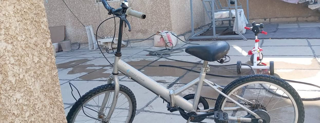 بايسكل ياباني حجم ٢٠ بغداد حي الجامعة بغداد, العراق


**إذا كنت صاحب هذا الإعلان وتريد حذفه لأي سبب، رجاءا أرسل رسالة إلى الدعم الفني**