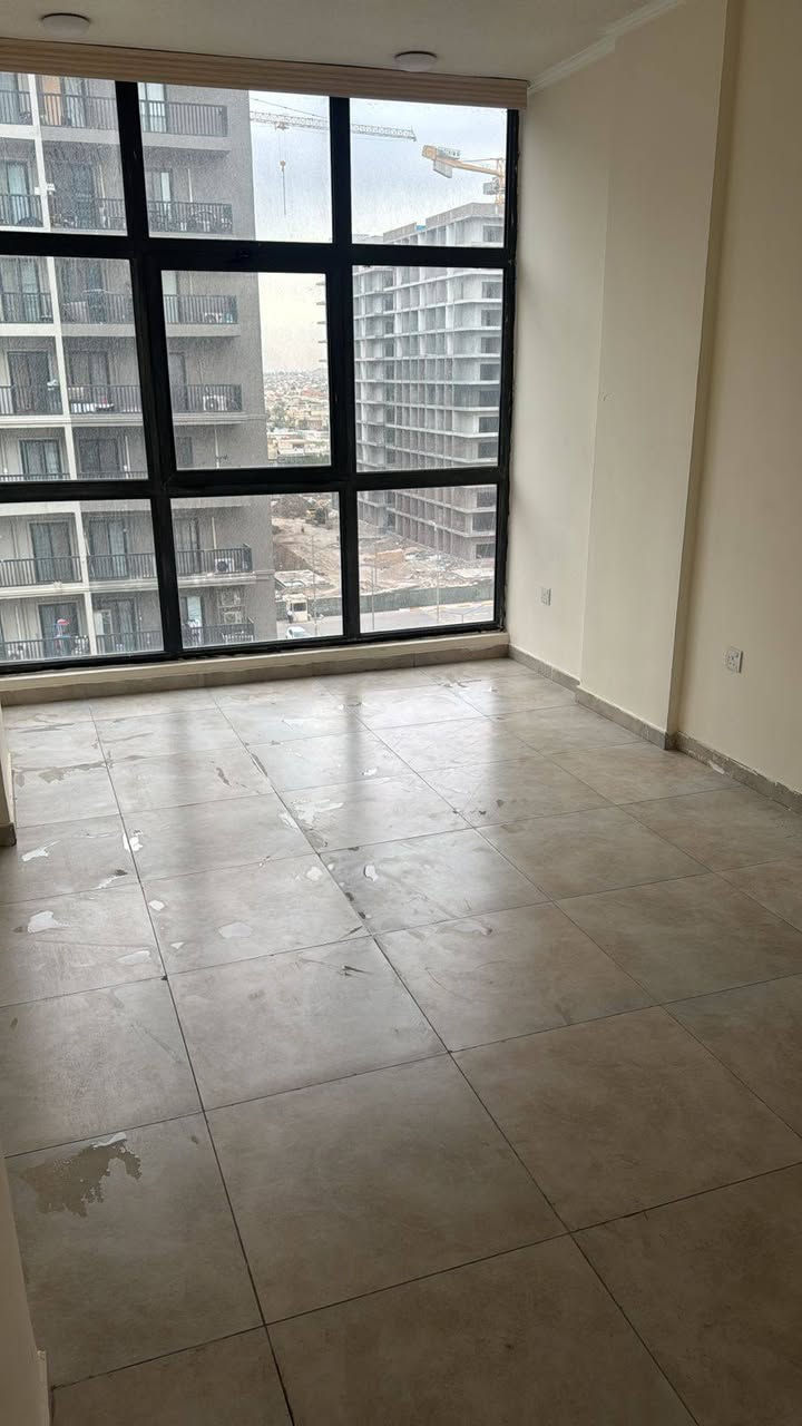 شقة للايجار 

الموقع /مجمع السلام السكني 

المساحه/113م

المواصفات 
طابق عالي
اطلاله على الحديقه بإطلالة مميزة لايوجد بنايات مقابل الشقة
2غرف نوم 
2حمام
صاله
مطبخ موثث بكاونتر 
معزولات 
مجهزة بسبلت 

سعر ايجار/600,000 قفل 

زيد عقاري/***********
