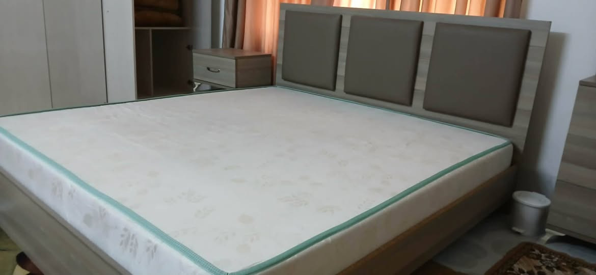 سیسەمی دوو نەفەری زۆر تازەو خاوێنە بێعەیبە لۆک لۆکە مێز توالێت  و دوو چەکمەجی لەگەڵە نرخی ٢٠٠ هەزارو معامەلە شوێن هەڵەبجەی شەهید


**إذا كنت صاحب هذا الإعلان وتريد حذفه لأي سبب، رجاءا أرسل رسالة إلى الدعم الفني**