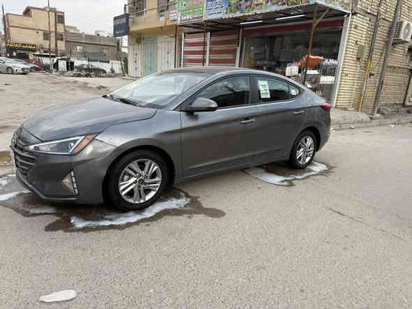 هونداي النترا موديل 2020 وارد امريكي صور الحادث بالمنشور ماشيه 41Miحقيقي مكفوله كفاله عامه
مكينة گير حدادية تبريد على الفحص
حجم المحرك 2000 دوش المرغوب لا تبخير ولا تنقيص فول 
رادار امامي رادار جانبي رادار خلفي
تحكم ستيرن
شاشة 
كامره دواره 
تدفئه تبريد
دوشمه 
مكان السيارة بغداد
رقم بغداد  الماني بسمي تحويل ثاني يوم سنويه 29 وهزه جديده
سعرها 142 بيها مجال
أي استفسار***********
