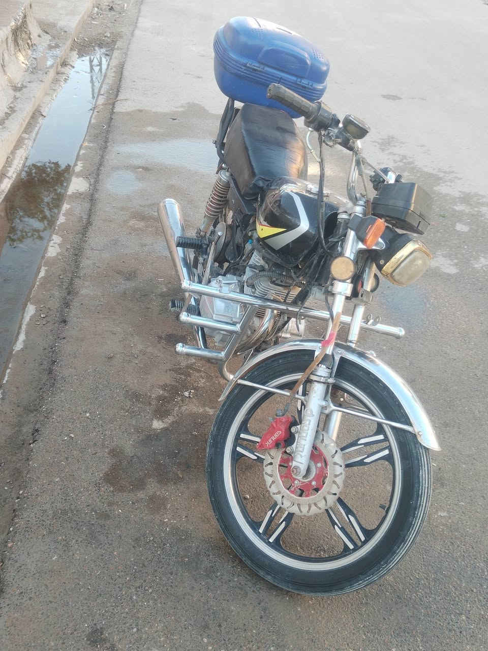 سيفان سونك 2022دراجه خير من الله 
للبيع ***********
