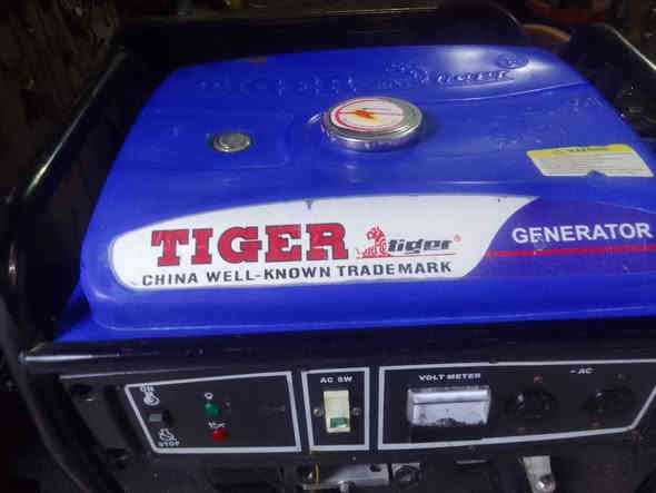 مولده تايكر ٣٧٠٠ ملف نحاس ١٠ انبير نظيفه جدأ السعر ١٣٠ الف موصل ايسر *********** موصل
