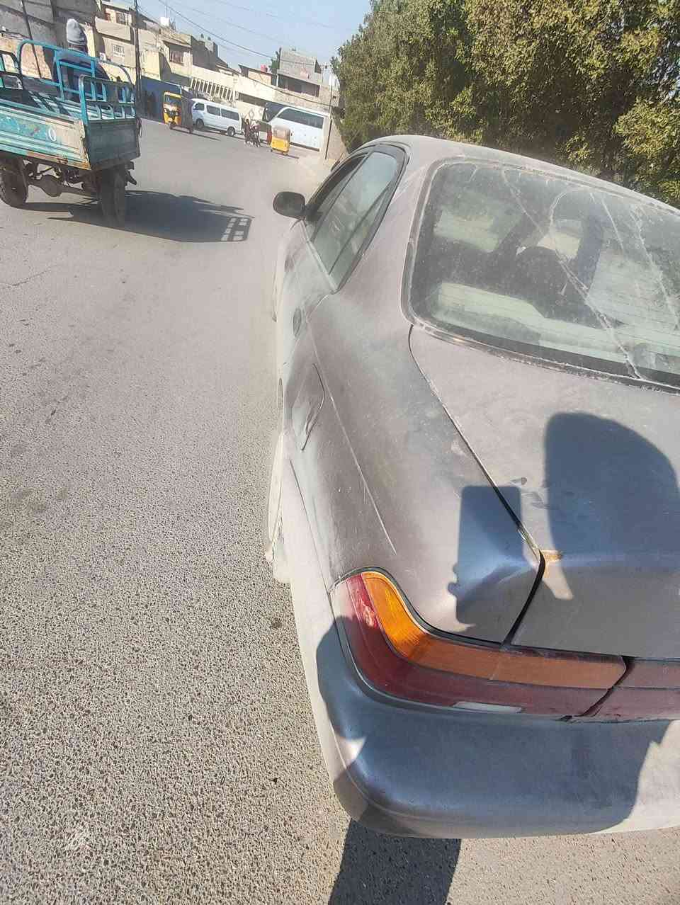 كورلا موديل 93 يسره بلاد وارد امريكي صبغ عام ضربته جاملخ خلفي  بأسمي رقم بغداد 
سياره كامله  فقط يرادله دعاميه صدر تايرات محرك كير كله جيد جدا تبريد شغال عنواني بغداد مدينة الصدر شراي خابرني ***********
سعر 62 بغداد, العراق
