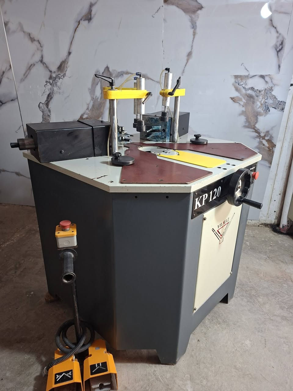 مکبس ( یلماز ایرانی) سنکل، نسبة النظافة 98/، مابه خلل ولا نقص، بشرط فحص.
السليمانية

*********** واتساب.
