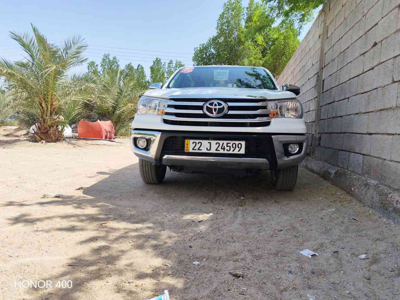 تيوتا هايلوكس للبيع 2025 تفاصيل داخل الصوره
