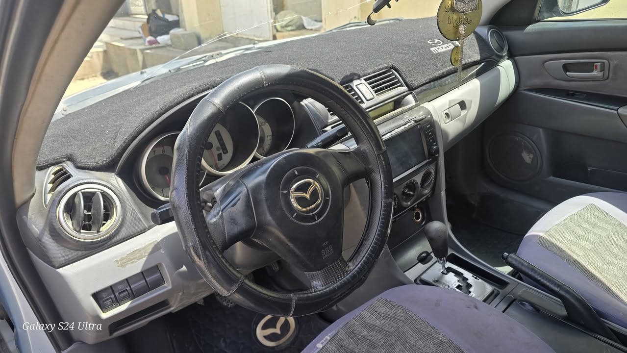 مازدا 3 2008 خليجي
محرك ٤ سلندر 
المحرك بلادي وخير من الله لاتنقيص ولا تبخير  الكير مالتها خير من الله 
السيارة ترايها وين ميعجبك اقتصادية بالبانزين حته حجر بيئة بيها  
شادلها شاشة وكامرة 
اللايت الناصي زنون 
سنوية بإسمي 
بيها مشكلة بالتبريد يشتغل ويفصل .. الفريز مبدل مال تفصيخ اصلي اخو الجديد  لان الجديد صيني موزين 
السيارة بيها رشات صبغ من اخذتها الدعاميات مصبوغة 
السعر ٦٤ وبي مجال 
مكانها : صلاح الدين/ بلد 
للاتصال *********** / ***********
