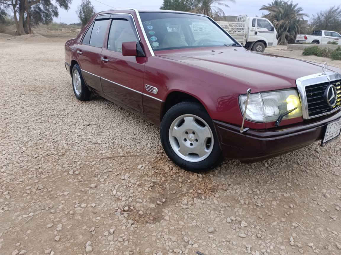 مارسدس موديل 1987سياره جاهزه مكينه كير حداديه تخم تاير كهربائيات سياره مكفوله من ضربه مصبوغه جماليه السعر 57المكان شاميه *********** ديوانية, القادسية
