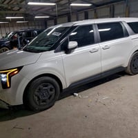 كرنفال ٢٠٢٥ • ٣.٥ ٦ سلندر • مزاد ١٧/٣ النجف