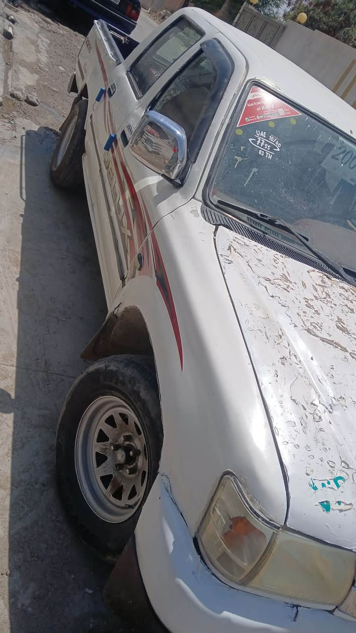 بە ناوی خوای گەورە
دێر مۆدیل 2007 کابریتەر بۆ فرۆشتن 
تەوحویل وەکالە بەشەرت
بڕاوە دەعم قورس هەموی بەشەرت
چوار تایەی لۆک لەسەریتی
تاخم پیش مەزبوت
سەیارەکە جاهیز جاهیزە
گێر مەکینە بەشەرت
تەنها 34$وەرەقە کەمی مەجال
شوێن کەرکوک
***********
