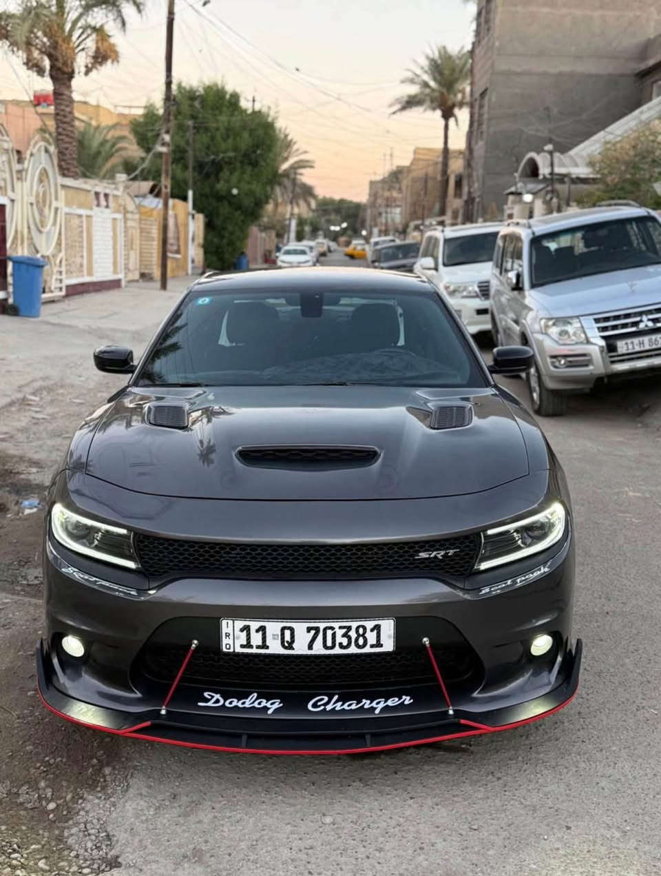 السلام عليكم جارجر SXT بلاك توب اخر اصدار موديل 2023 
بيهة صبغ قطعتين  جاملغ وبنيد 
ماشية 14 الف بعدهة بريحة الشركة 
رقم بغداد جديد باسمي 
رايدهة 200$
مكاني بغداد الجديدة 
*********** بغداد, العراق
