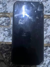 ايفون 11 • ١٢٨ • بطارية ٨٢