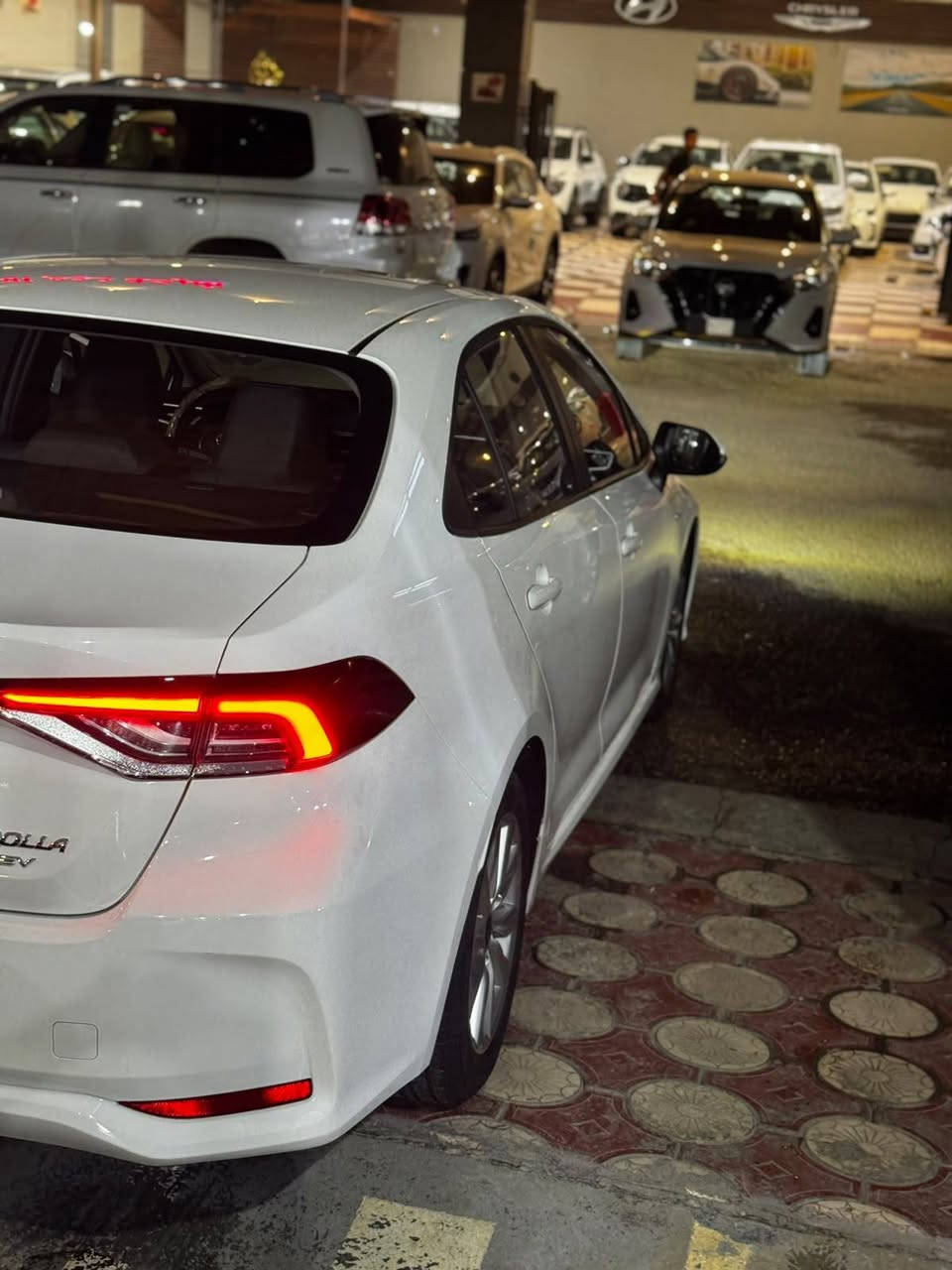 مرحباااا للجميع ✋
سيارة كورلا خليجي 🫰
رقمها بغداد 
ماشية 5000 فقط 
بعدها بوضع الزيرووووو
مكفولة كفالة عامة 
سيارة جديدة كولش 👍
للاستفسار مراسلة الحساب 
أو الاتصال على الرقم 👇
***********
متوفر واتساب 
❤❤
