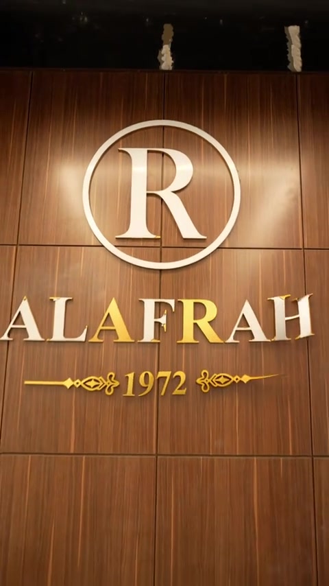 اللهم صل على محمد وآل محمد ✨ عيد أضحى مبارك ✨ كل عام وأنتم بخير وصحة وفرحة ما تفارق بيوتكم وإن شاء الله أيامكم كلها راحة وبركة ومحبة 🤍 وبنفس الوقت… نحب نشارككم لمحة سريعة من صالتنا الجديدة ✨ وقريباً جداً نفتتح مكان يليق بثقتكم ومحبتكم الكبيرة لـ شركة الأفراح للأثاث العراقي 🤍 ترقبوا القادم ان شاءالله … الفخامة شارفت على الافتتاح ..❤️ شركة الأفراح للأثاث العراقي  البيع بالنقد وبالأقساط ‏ غرفة نوم- اطقم قنفات - مفروشات - اخشاب تصنيع الأثاث  ‏العنوان محافظة واسط قضاء العزيزية قرب كراج بغداد مقابل مقهى حوران ‏التوصيل والشد مجاني إلى جميع محافظات العراق ‏خدمة استبدال الغرف العراقية القديمة بغرفة جديدة مع الاتفاق على الفرق ‏ خدمات ما بعد البيع لمدة سنة مجانية  *********** *********** *********** *********** *********** *********** #العراق #اثاث #عيدالاضحي #افتتاح 
