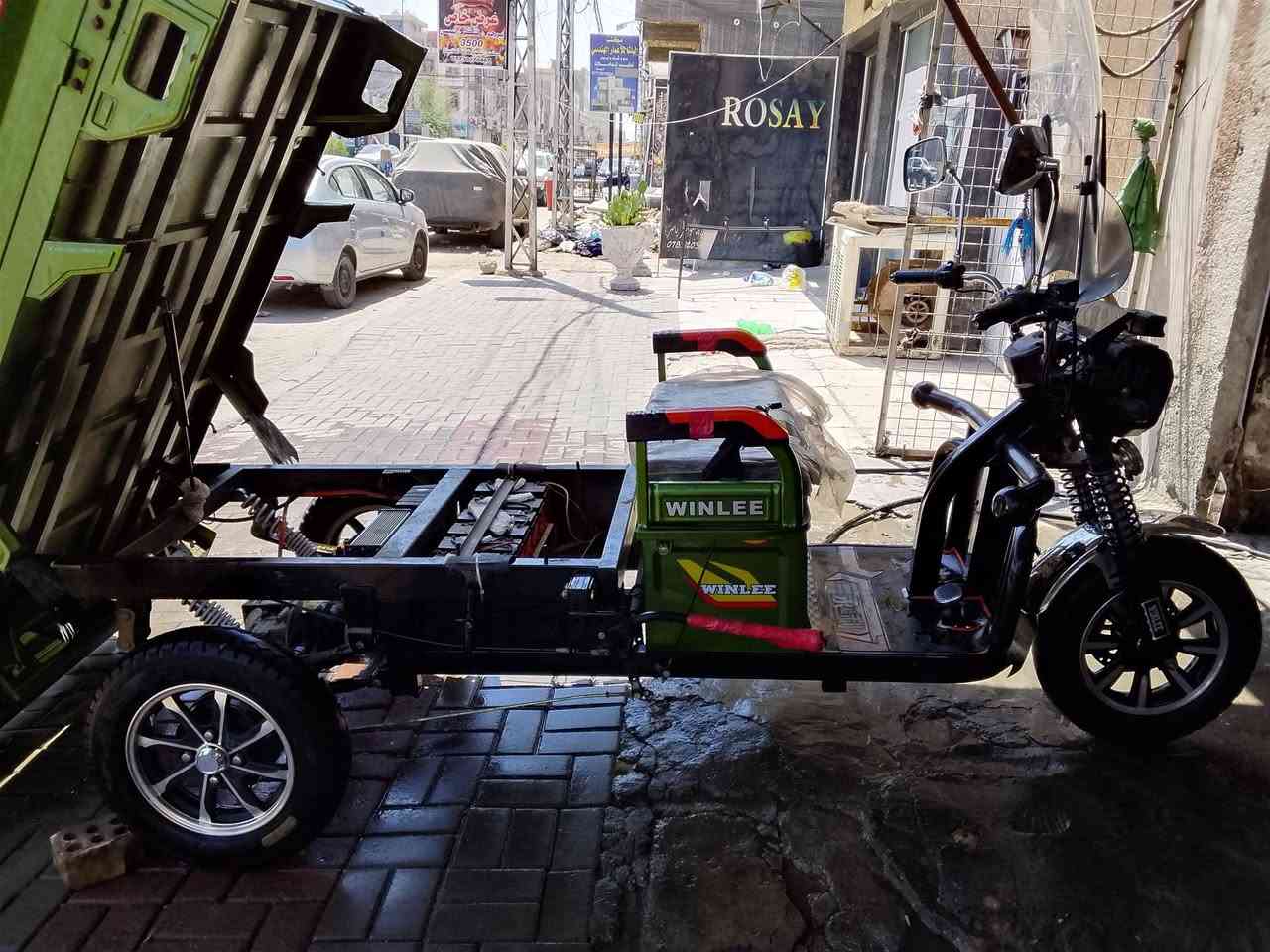 ستوته للبيع موديل 2025اخت الجديده باتري جديد تفحص يله تاخذ تايرات جديد بس لمامي تعبات اي نقص مابيه كلشي شغال الستوته خير من الله مكاني بغداد السعر مليون وربع ***********/***********
