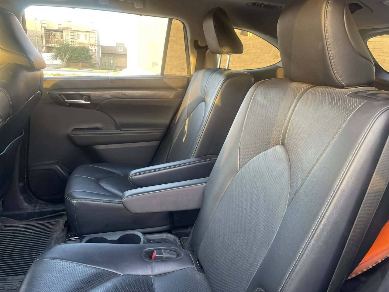 السلام عليكم للبيع هايلاندر هايبرد Limited 2024 وارد امريكي حدثها خلفي وموضح مع الصور
جميع الارباكات سليمه
ماشية 48 الف ميل قابله للزيادة 
محرك توربو دفع رباعي
السيارة مليانه مواصفات
تبريد تدفئه كشنات 
Vip
سماعات JBL
شاشه كبير
فتحه 
جنطه كهرباء 
شاحن وايرلس 
كاميرات محيطية ٣٦٠ درجه 
رادار أمامي وخلفي وجانبي 
الستيرن هيتر والمري هيتر 
جام الامامي هيتر
مكانها كربلاء ***********
فحص موقت
الترقيم مجاني
ممكن تترقم بغداد
السعر 340 وبيها مجال
