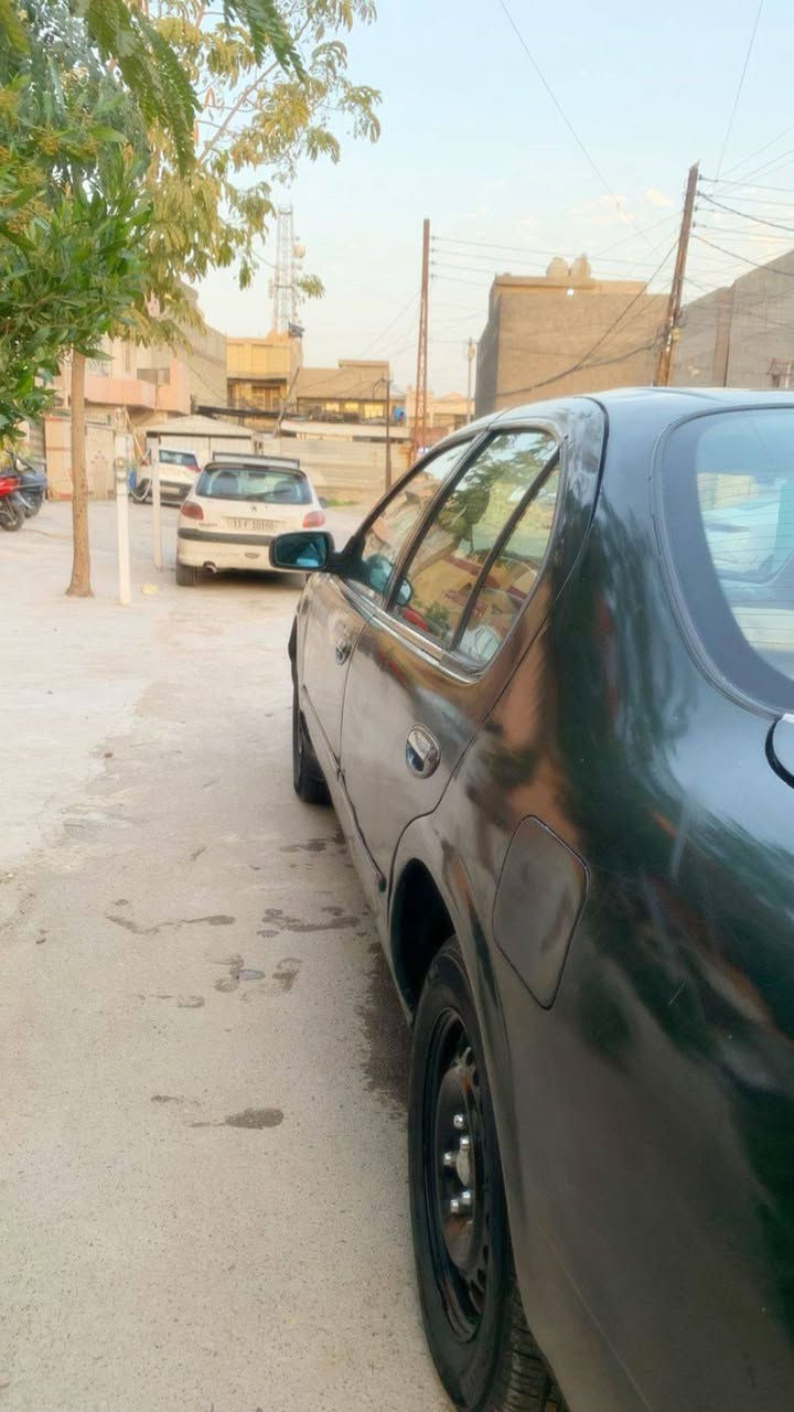 مكسيما موديل 1996 رقم بغداد انكليزي تحويل مباشر مكفول كفاله عامه من الضربه جديده السياره فقط نقصها تجفيت محرك مكان السياره الفلوجه
السعر 37 وبيها مجال للاستفسار ***********
