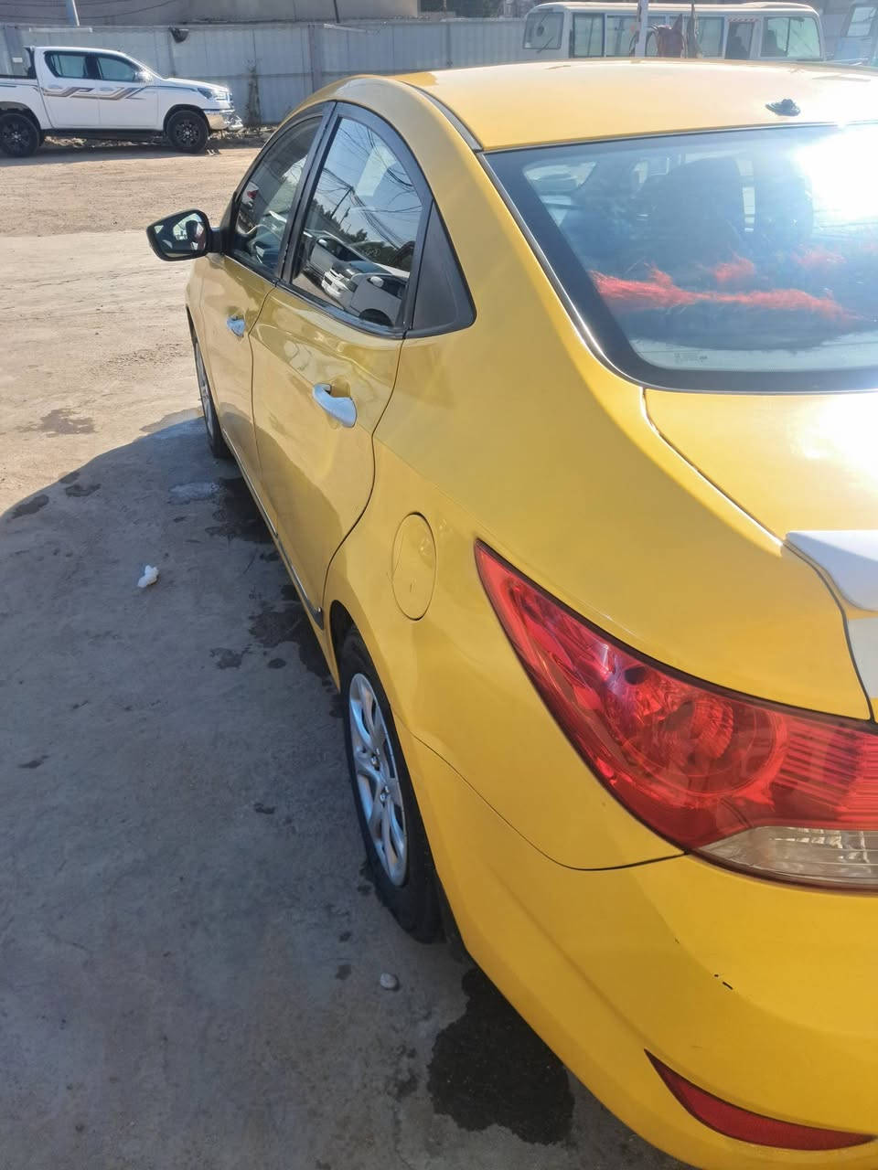 السلام عليكم
اكسنت للبيع موديل 2015 خليجي فتحه شاشه حساسات تحكم ستيرن  محرك 1600 محرك كير تبريد مكفولات رقم واسط مشروع بأسمي السعر 80 وبيها مجال حك الجيه مكاني بغداد الامين الثانيه غير متواجد على الفيس 
***********
