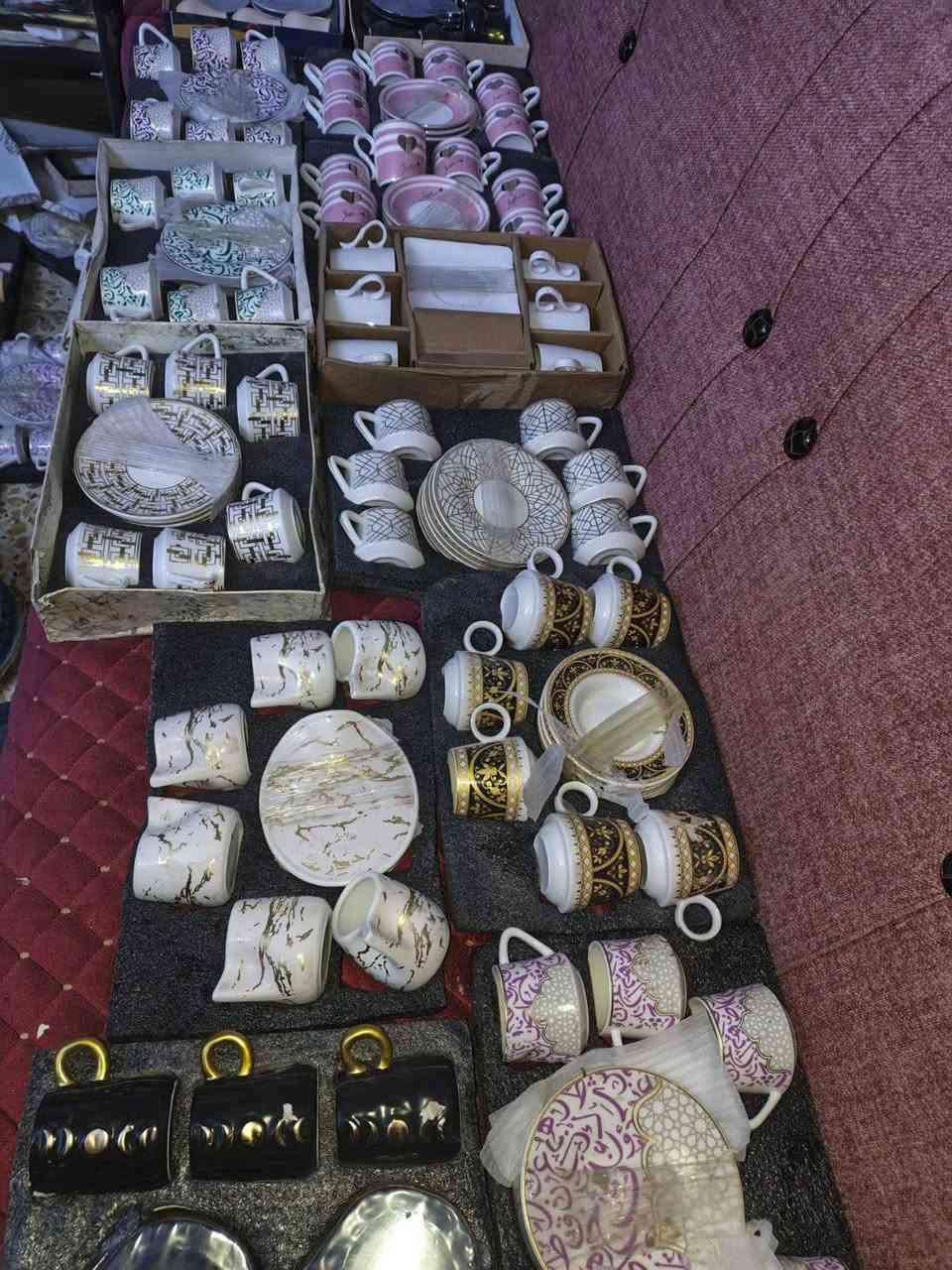 فناجين قهوة سيراميك بنقشة الرخام قطع انتكا بالـه جديد الست يجي بي 6 قطع فنجان وماعونه السيت بـ 7 وبـ 6


**إذا كنت صاحب هذا الإعلان وتريد حذفه لأي سبب، رجاءا أرسل رسالة إلى الدعم الفني**