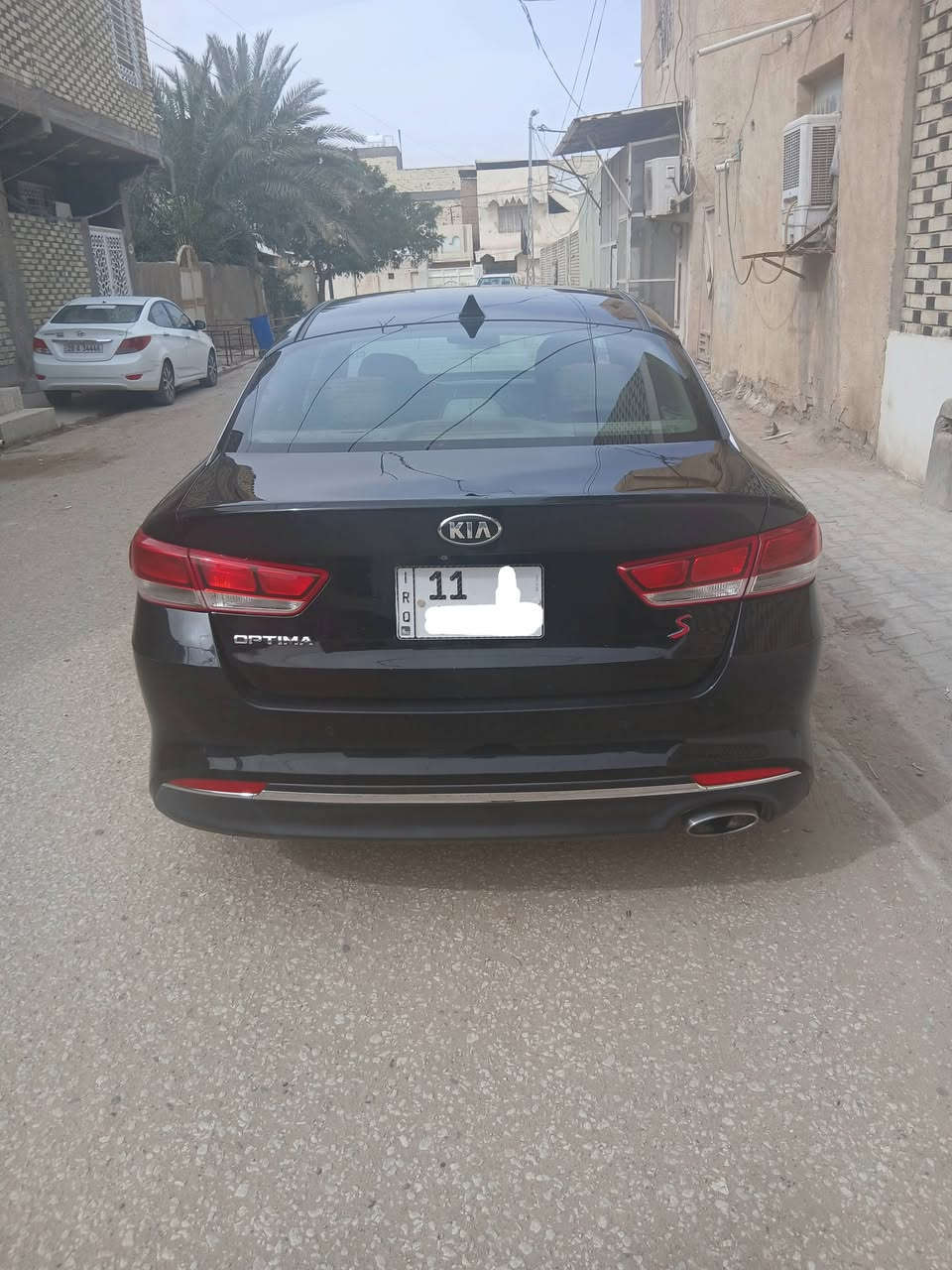 سلام عليكم...اوبتما 2018امريكي
#موصفات معروفه محرك 2400
#بيها ركن الجاملغ الايمن وصبغ البنيد 
محرك كير مكفولات 
#السعر 125وبيها مجال لشراي 
سنويه وهزه جديده 2030
***********
