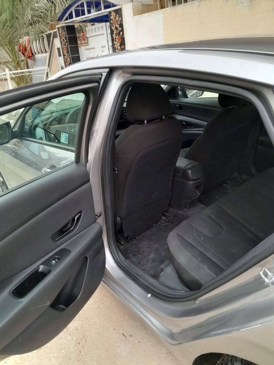 السلام عليكم للبيع النترا موديل 25 وراد امريكي حادث كما موضح بل صور الباقي كفاله عامه ماشيه 13سياره جديده مكينه 2000 دوش مكان السياره بغداد الامين الثانية رقمي التواصل ‏‪‪***********‬‬‏
