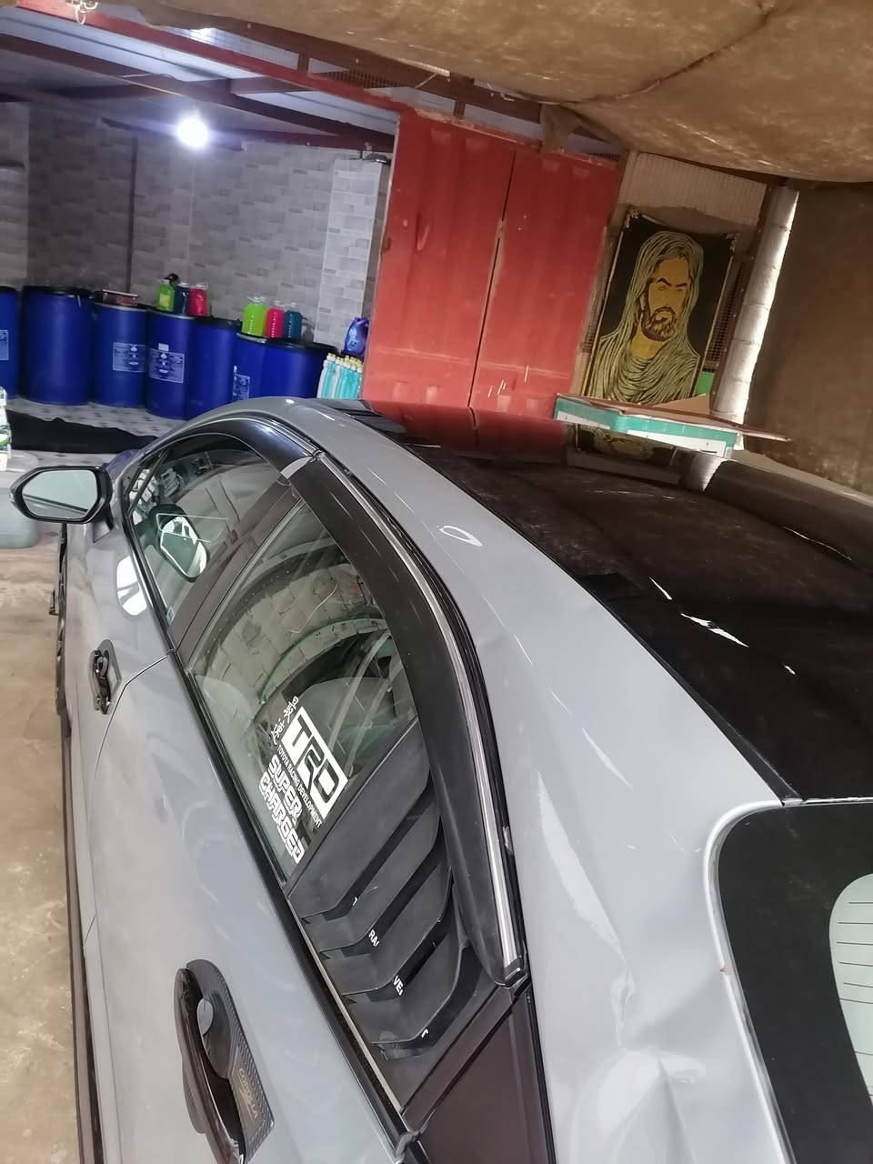 السلام عليكم كورلا Apex سبورت موديل 22 رقم أربيل بإسم كردي تحويل وكاله حاضرماشيه 38 ميل لون سمنتي مميز قماره سوده بلادي  سستم بلادي ماروني ويل كب رياضي اسود ابلادي مكينه 2000 جديده كير 10 نمرجديد سياره كلش جديده ومميزه فول مواصفات عدا الفتحه حادثها قبق جنطه وجاملغ خلفي بدون ارباك  وبيها بابتين كلير من امريكا رايدها 155 وبيها مجال مكاني كربلاء الحسينيه رقم موبايلي ***********
