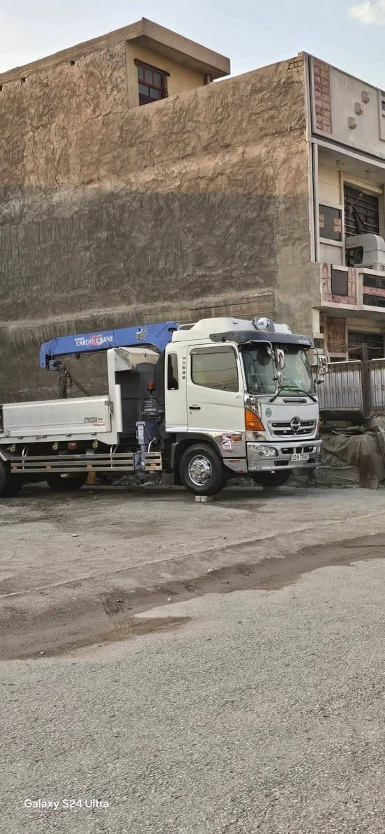 سلام عليكم متاح سياره شيطان 2003 اصل السياره
كرين 3 سلايت كاربو 
تخم تاير جديد 
ويل كروم 
سياره مكفوله كفاله عامه 
سياره بسمي تحويل من الصبح 
المكان بغداد 
غير متواجد عل فيس 
رقم الهاتف 📱 ***********
