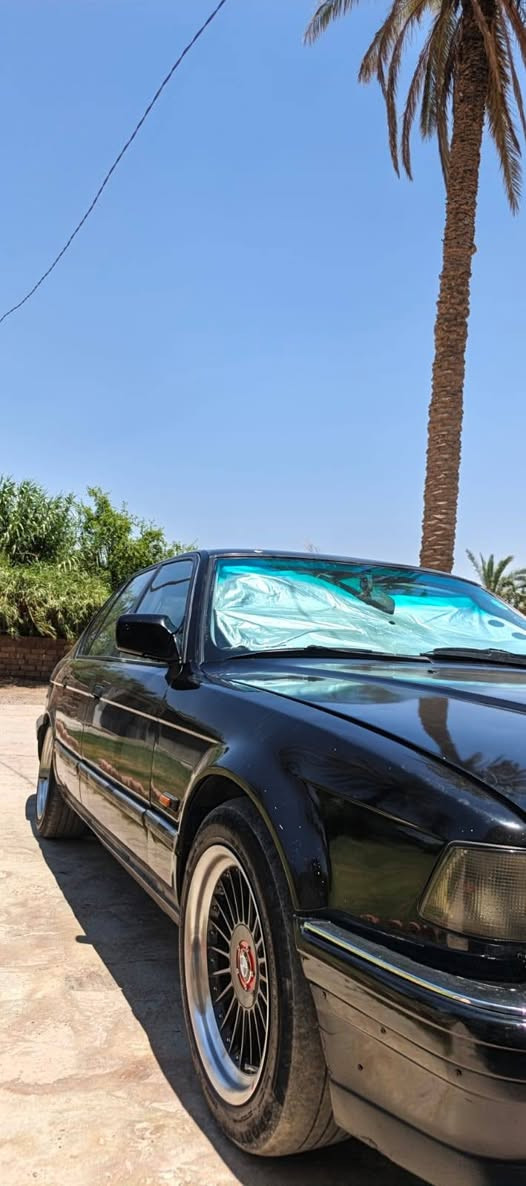 السلام عليكم للبيع  740 موديل 91 مكينه كير شرط صدر كهربايات لا خياس لا ضربه بس صبغ  جماليه تبريد ثلج رقم انبار شرط التحويل مكاني صلاح الدين تكريت السعر 55 بيه مجال وترهم مراوس.   . ***********
