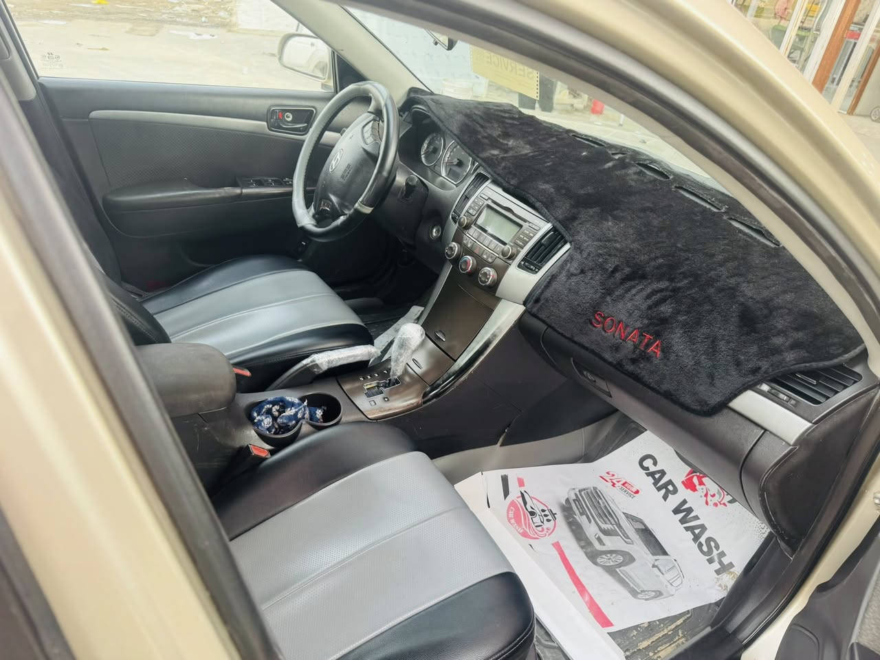 للبيع سوناتا خليجي
موديل 2009
 رقم بغداد بسمي تحويل
السياره بيه صبغ حزام فقط شرط الفحص
سياره جانت جارده لا تكم ولا قماره كقاله عامه
سنويه 2029
محرك 2400 دوش المرغوب 
شرط المكينه بالكارتون كير كفاله 
سياره حداديه بالجيس تخم تاير تبريد ثلج
سياره متعوب عليه وخير من اله مال طريق بعيد 
ما تصرف عليه درهم
دوشمه كله جلد مشتغله على ايدي 
السعر 98. 
مكاني بغداد جسر ديالى قرب الكليه العسكريه
***********
***********
ابو حوراء
