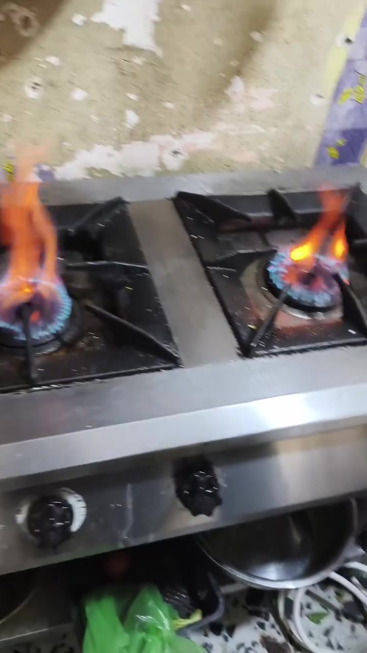 السلام عليكم عندنا طباخ وديت اثنيناتهن للبيع مكانيه الدوره الصحه


**إذا كنت صاحب هذا الإعلان وتريد حذفه لأي سبب، رجاءا أرسل رسالة إلى الدعم الفني**