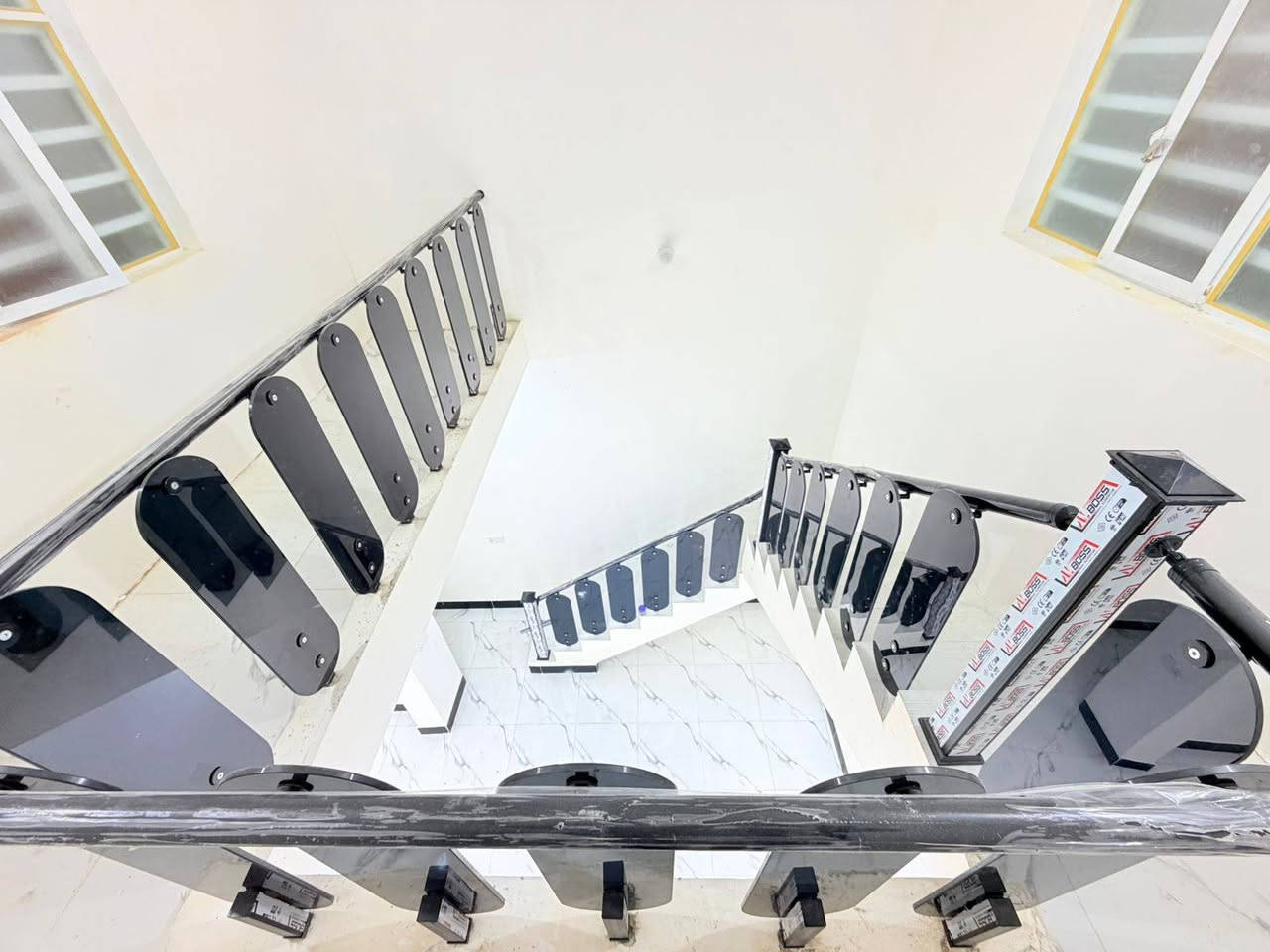 سلام عليكم دار للبيع مساحه 100متر
حي ميسان قرب سكله الكرعاوي موقع فول بناء طابوك صب فوك 
وجوه تفصيل اكثر وتساب ***********
