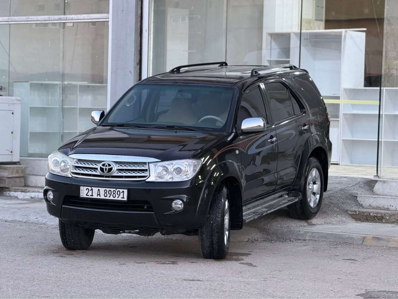 فۆرچنەر 2011 سێ پارچە بۆیاخ بێ دەعم و لێدراو دەبڵ ئەکسل و سەنەوی تازە چوارتایەی تازەی لە ژێرە گێرو مەکینە بەشەرت نەکراوەتەوە و تەبرید بەشەرت سۆنەرم داناوە
شوێن  هەڵەبجەی  تازە 
***********
***********
 تکایە موشتەری  نیت  سەرمان مەیەشێنە السليمانية, العراق
