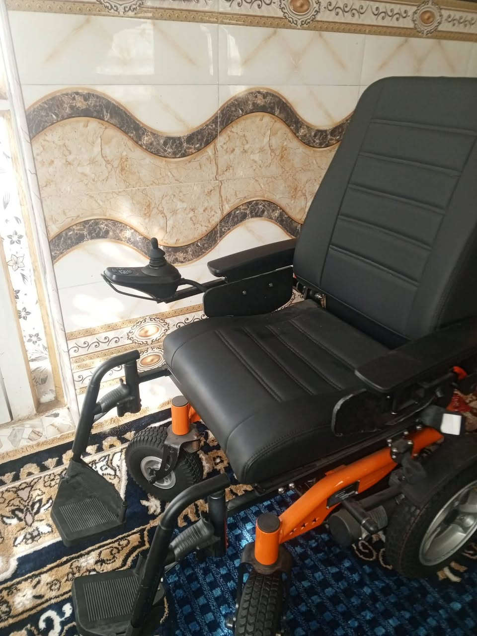 السلام كرسي كهربائي جديد ما مستخدم السعر 550 وبي مجال المكان  المسيب للاستفسار الاتصال على الرقم 
***********
