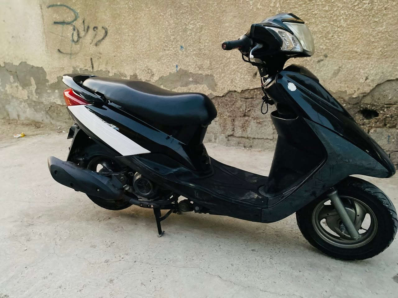 سلام عليكم بريز بغبغاء دراجه جديده مكفوله كشر ومكينه ممفتوحه دراجه حلوه متصرف عليها ربع بغداد الشعب ***********
