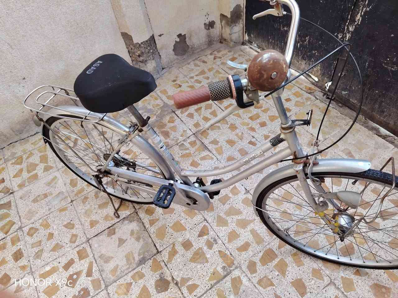 لبيع باسكلات كل واحد وسعره


**إذا كنت صاحب هذا الإعلان وتريد حذفه لأي سبب، رجاءا أرسل رسالة إلى الدعم الفني**