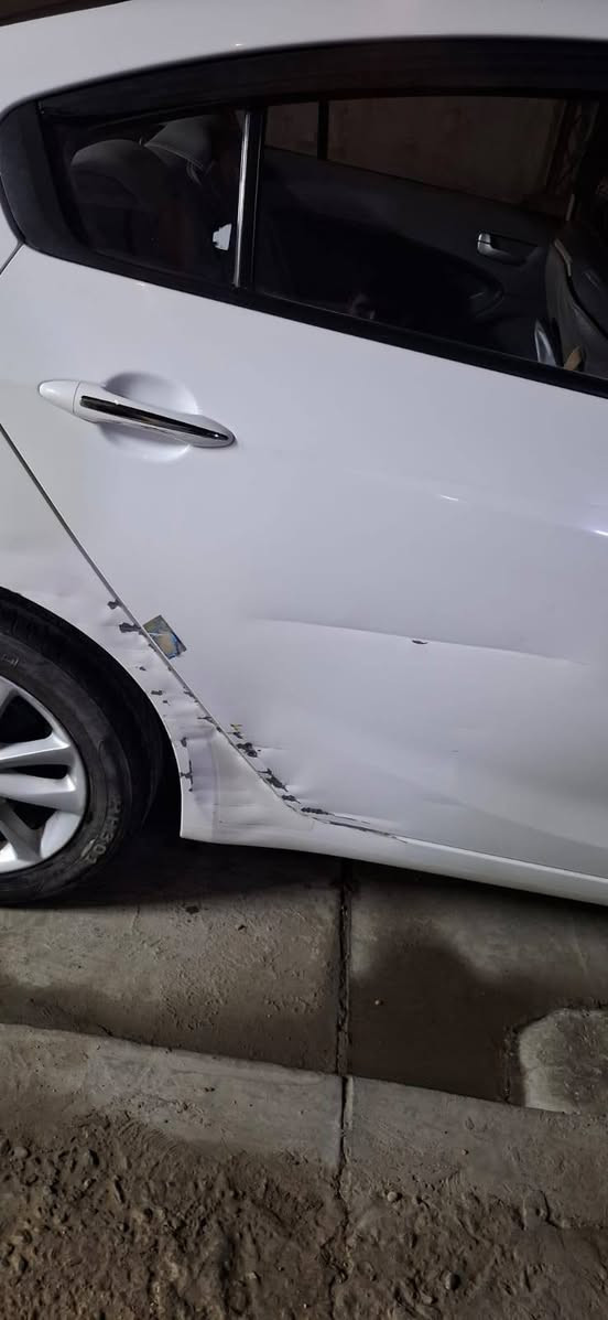 🚗 سيراتو خليجي موديل 2018 – للبيع
✔️ وارد خليجي
✔️ نظيفة ومستخدمة استخدام شخصي
✔️ ضربة خفيفة بالبنيد (مصبوغ نصّة فقط)
✔️ متوفر صور الحادث قبل التصليح لزيادة المصداقية
✔️ الباب الخلفي مضروب وبعده ما مصلح مرفق الصورة
✔️ ماشية : 130 ألف كم (قابل للزيادة)
✔️ رقم بغداد (شرط التحويل ثاني يوم)
💰 السعر: 120 قابل للتفاوض 
📞 للاستفسار والاتصال:
0783 806 6266
