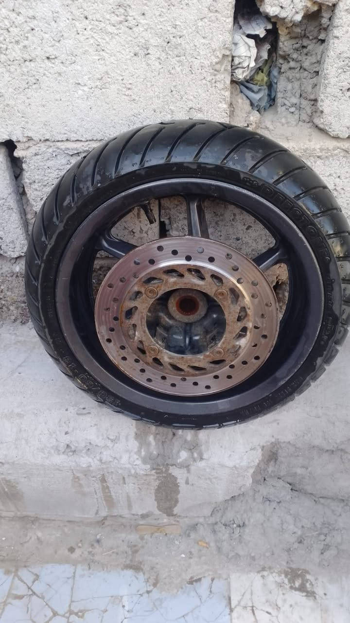 السلام عليكم اخوان عندي ذني غراض 0/10
كلهن اصليات ومال حاويه وعالفحص كدام عينك تشوف وتاخذ كلمن وسعره مكاني بغداد
***********
