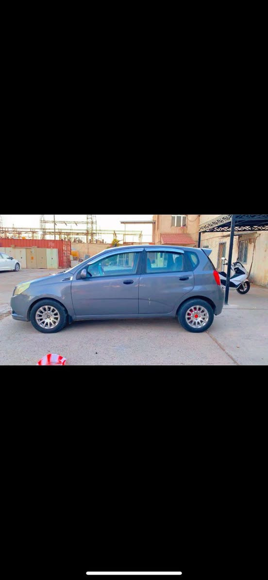 شوفرليت افيو 
موديل 2009 
السيارة جاهزه من جميع النواحي 
باتري جديد 
تخم تايرات 
دسكات +بنزات جديد 
صدر امامي +خلفي جديد 
السيارة مصبوغة عام جمالية 
حادث امريكا دعامية الأمامية فقط 
ماشيه 135 قابل للزيادة 
رقم ديالى مشروع وطني 
الكراسي مغلفه تغليف درجه اولاة 
مكان السيارة بغداد البنوك 
بسمي السيارة 
صارلها 2 سنوات عدنا 
خير من الله 
محرك جديد 
كير جديد 
تبريد فول 
***********
السعر 60 
اللون مميز
